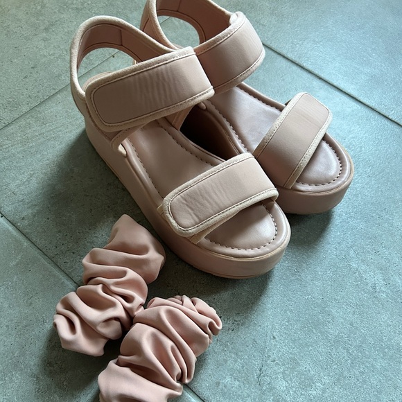 Twoobs OG+ Sandals - Picture 3 of 10